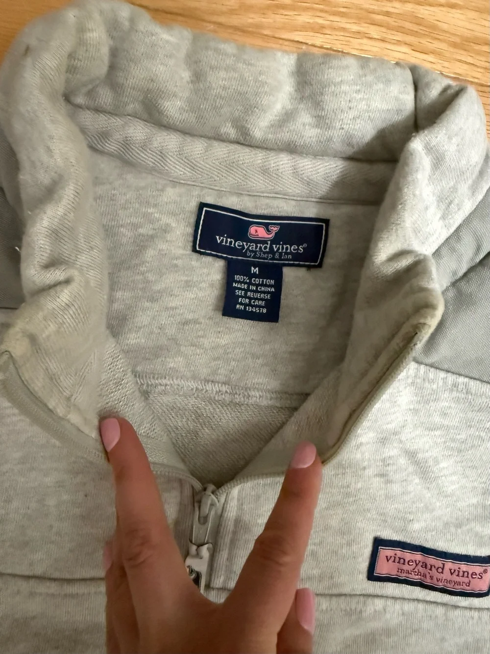 Vineyard Vines Men’s M Medium Light Gray Half-Zip Pullover
